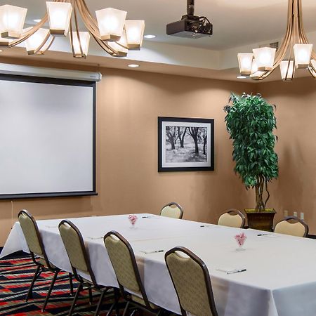 Holiday Inn Oklahoma City Airport By Ihg Exterior foto